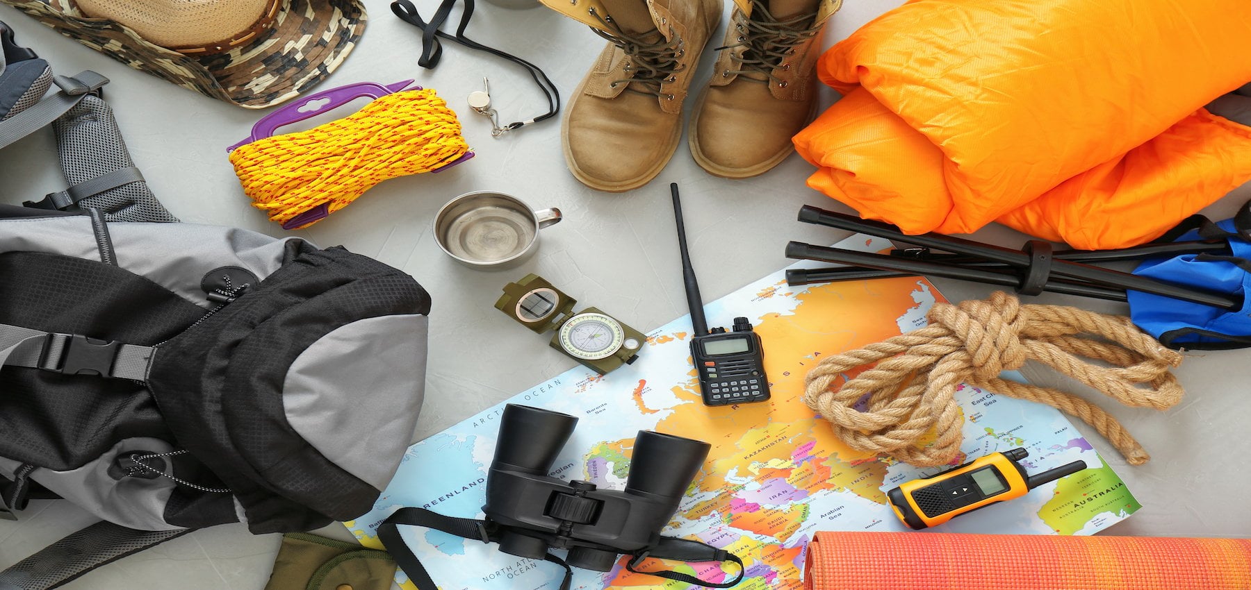 The 2026 Hybrid Survival Kit: Smart Tech Gear With Analog Backups